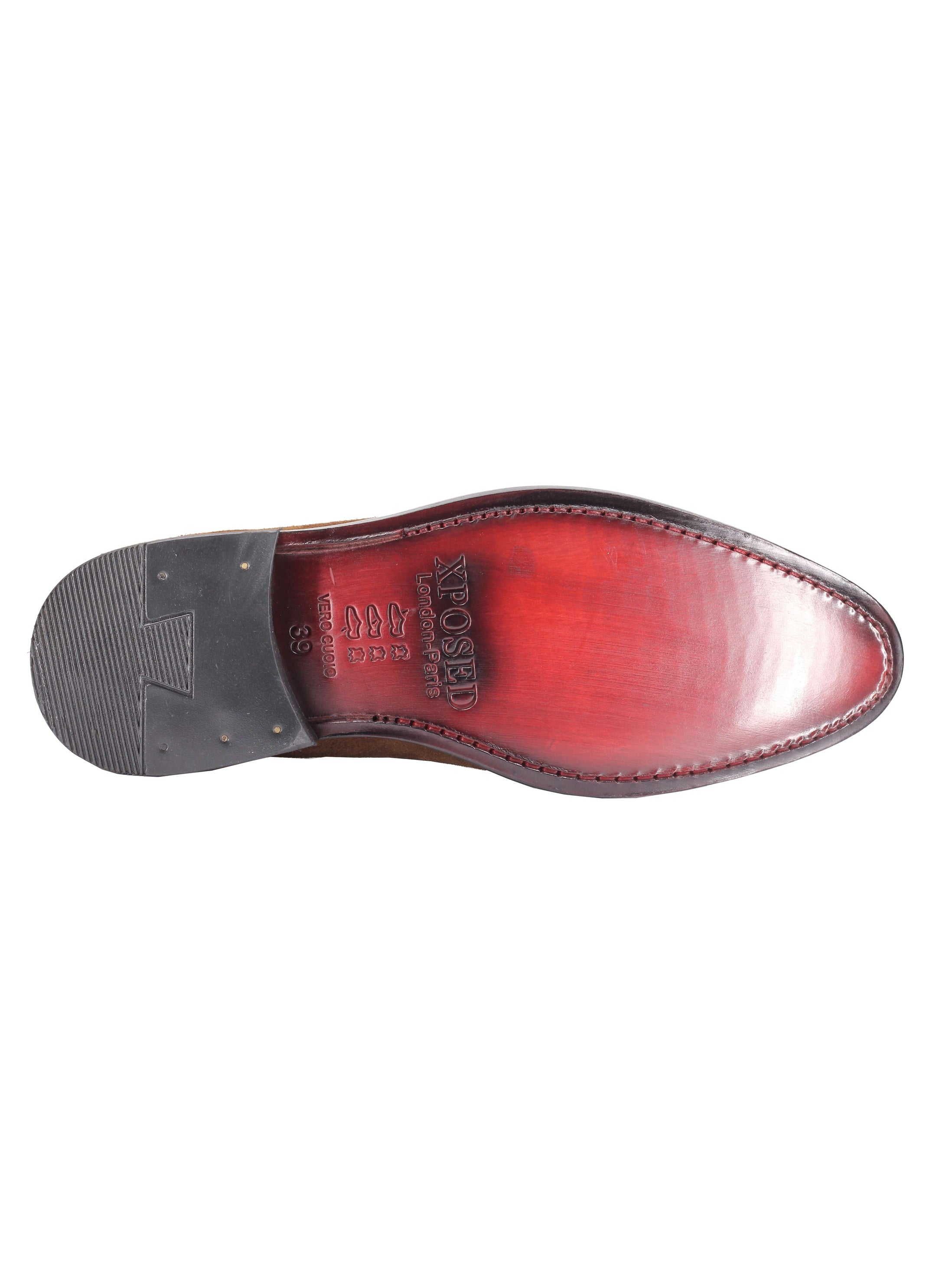 LOAFERS AUS LEDER MIT QUASTEN IN BRAUN